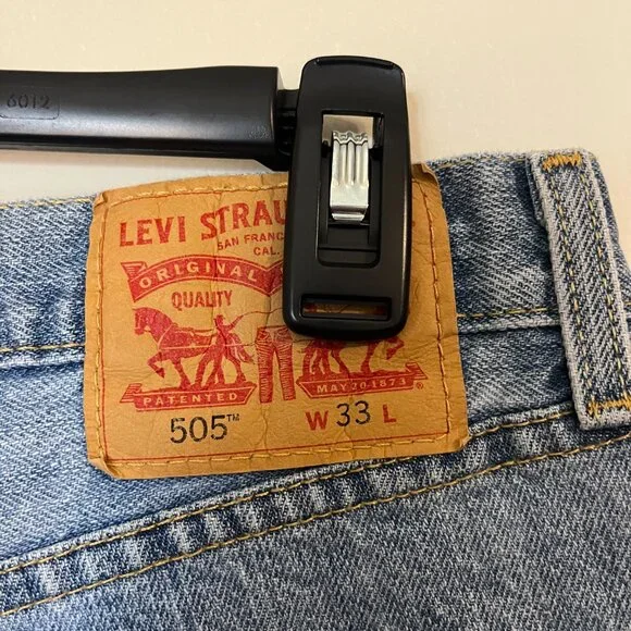 Men's Levi's 505 Blue Jean Shorts Size 33 - Picture 2 of 3